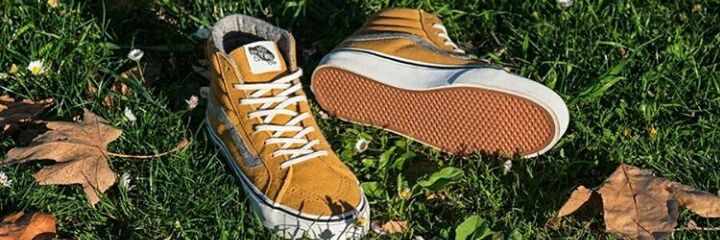karlyValensi's profile banner image