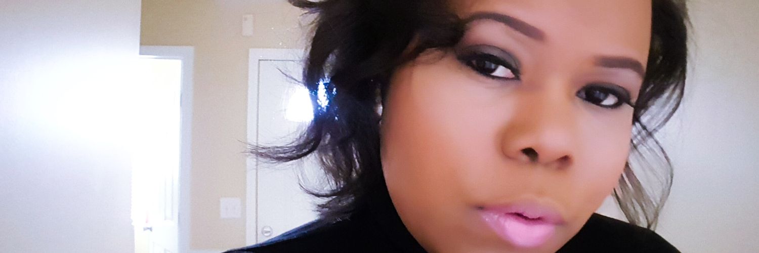 iamTr33's profile banner image