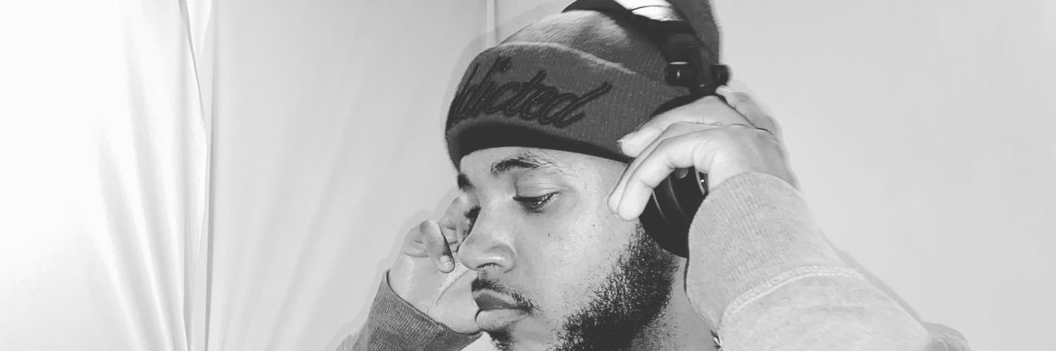 _DiviContreras's profile banner image