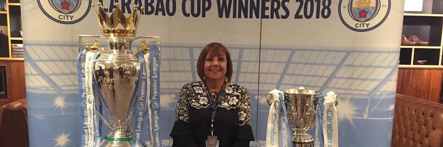 Tracy Edwards banner