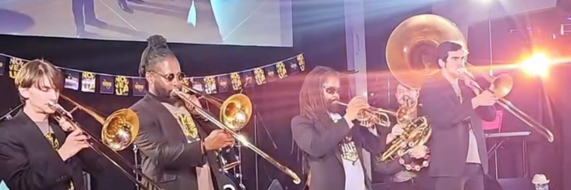 Crush Funk BrassBand banner