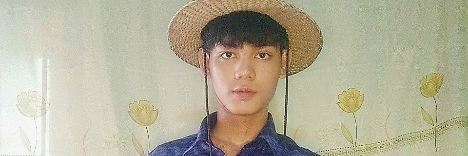 chonghour's profile banner image