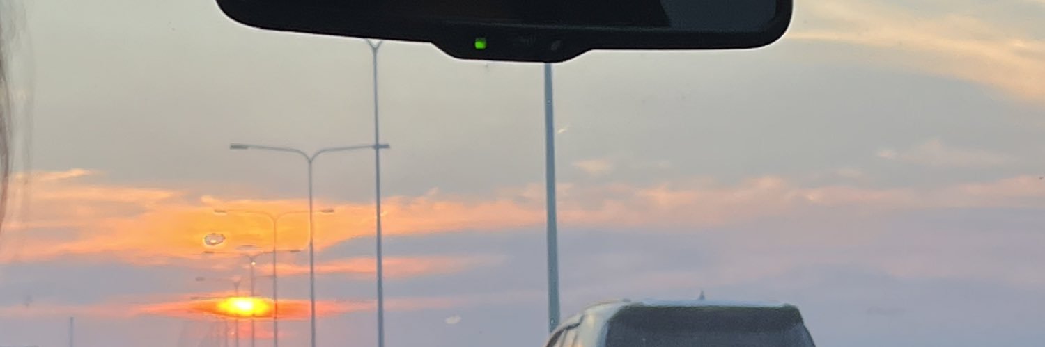 Larryishappy_'s profile banner image