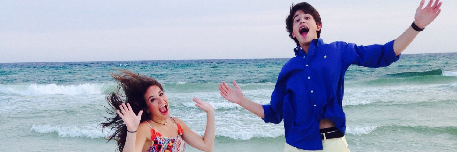 Carly_avlos's profile banner image