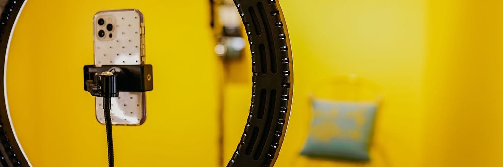 India Wells-Carter banner