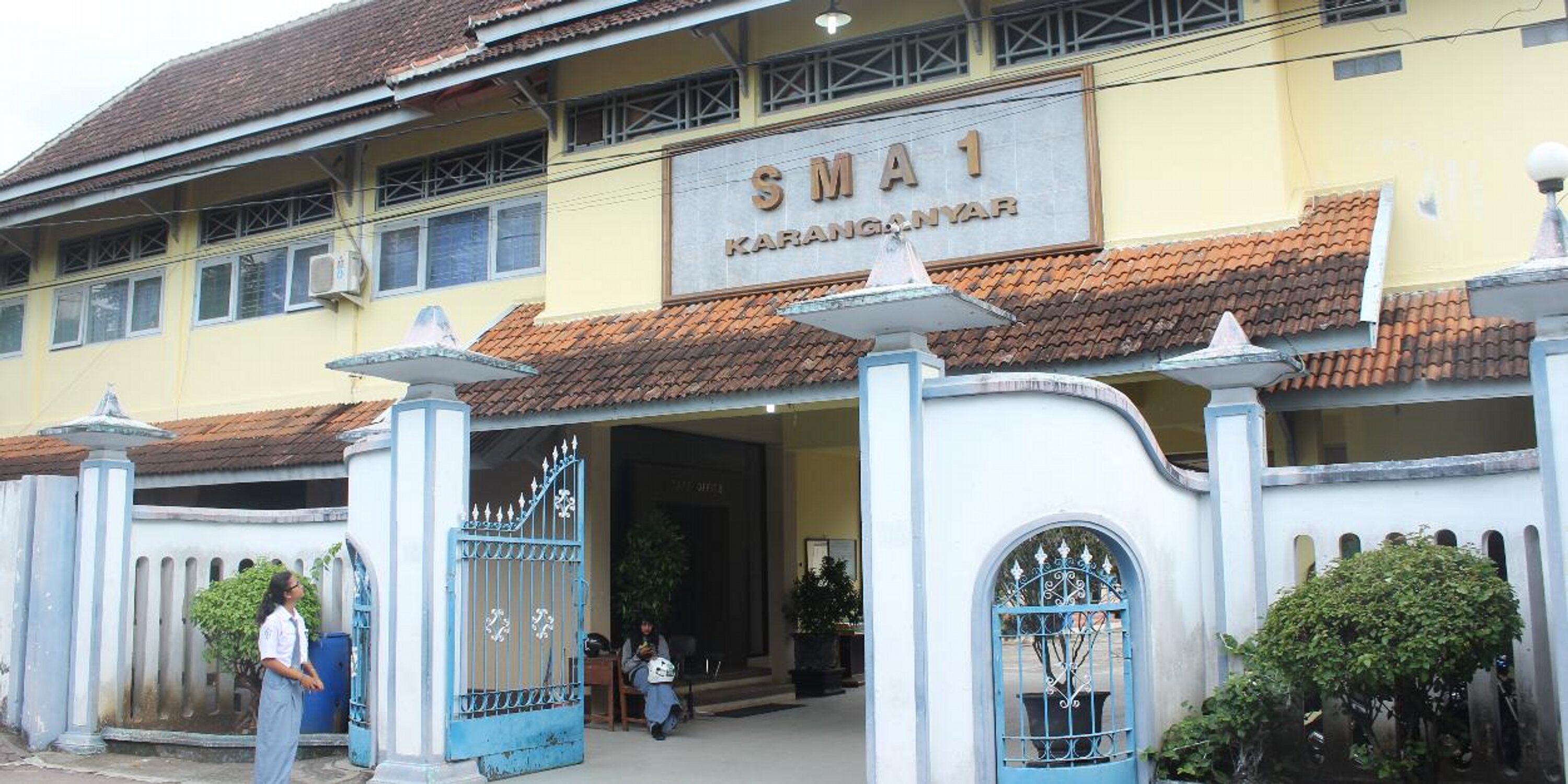 smansakra_'s profile banner image