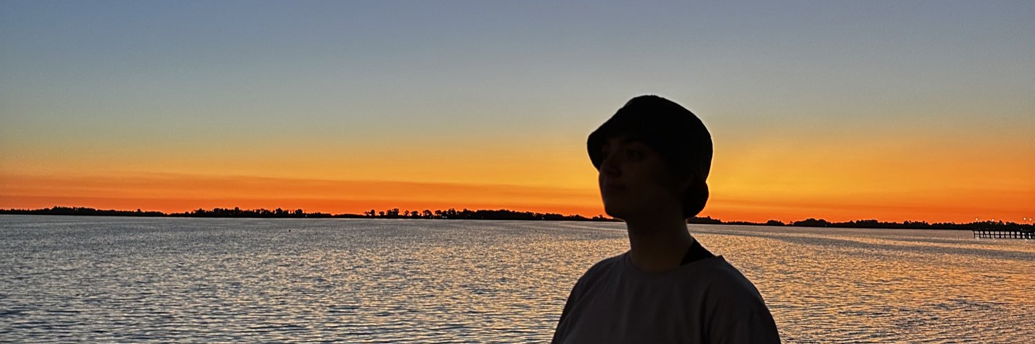 laull24's profile banner image