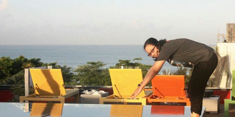 atiethadi's profile banner image