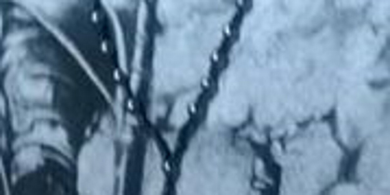 de_paper's profile banner image