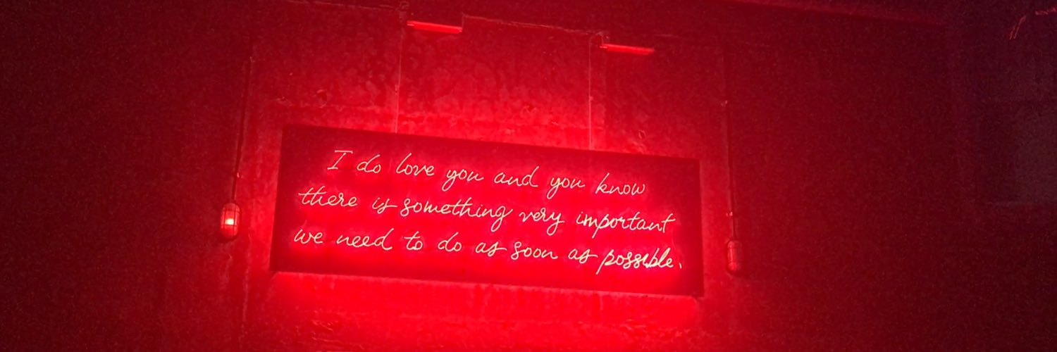 naomilolol's profile banner image