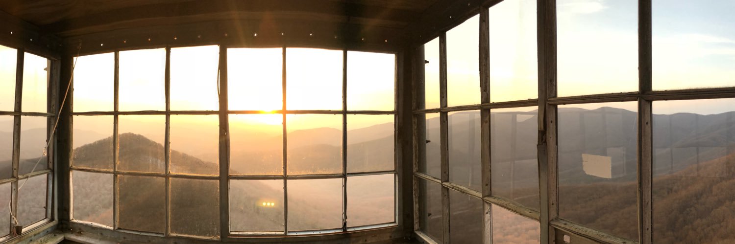 HelloChinny's profile banner image