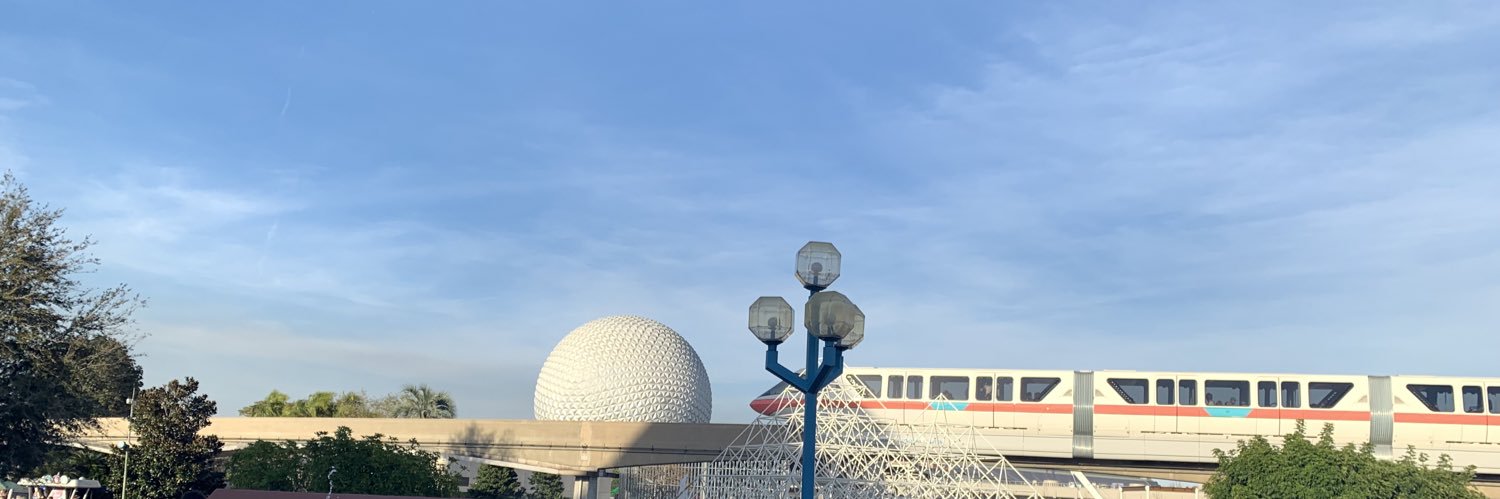 reneeintdot's profile banner image