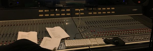 TomConnan Profile Banner