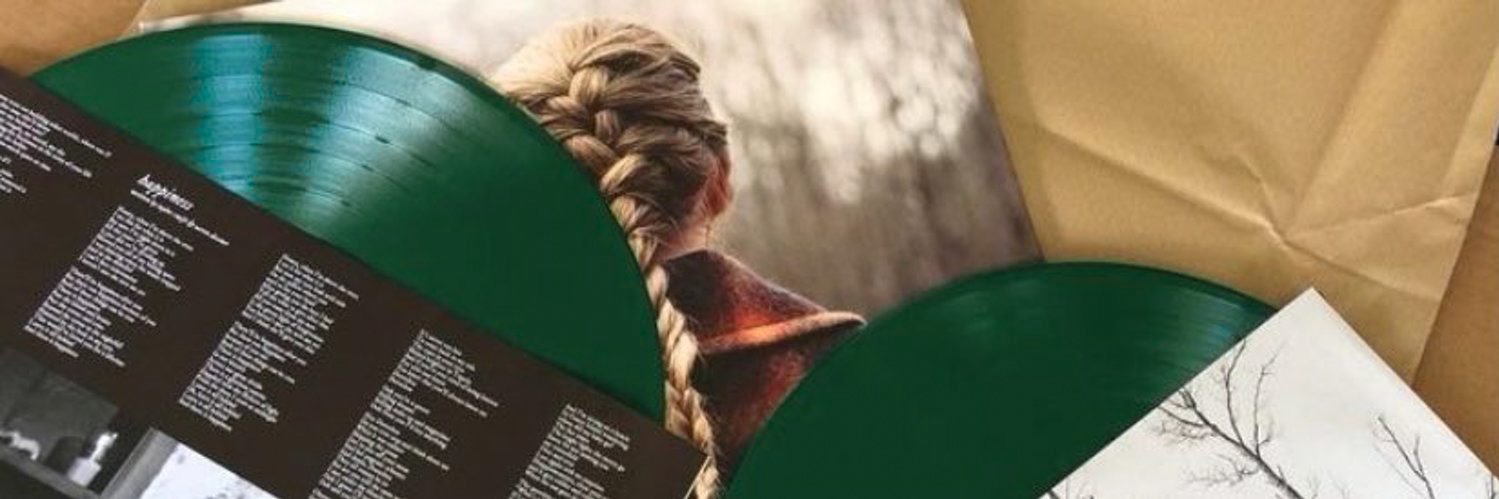 hennigcox's profile banner image