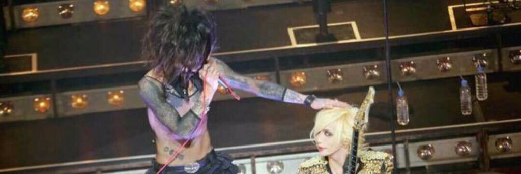___somt's profile banner image