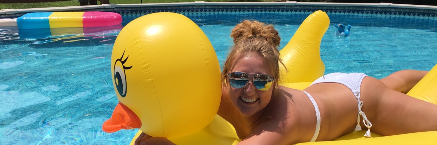 nicolemads's profile banner image