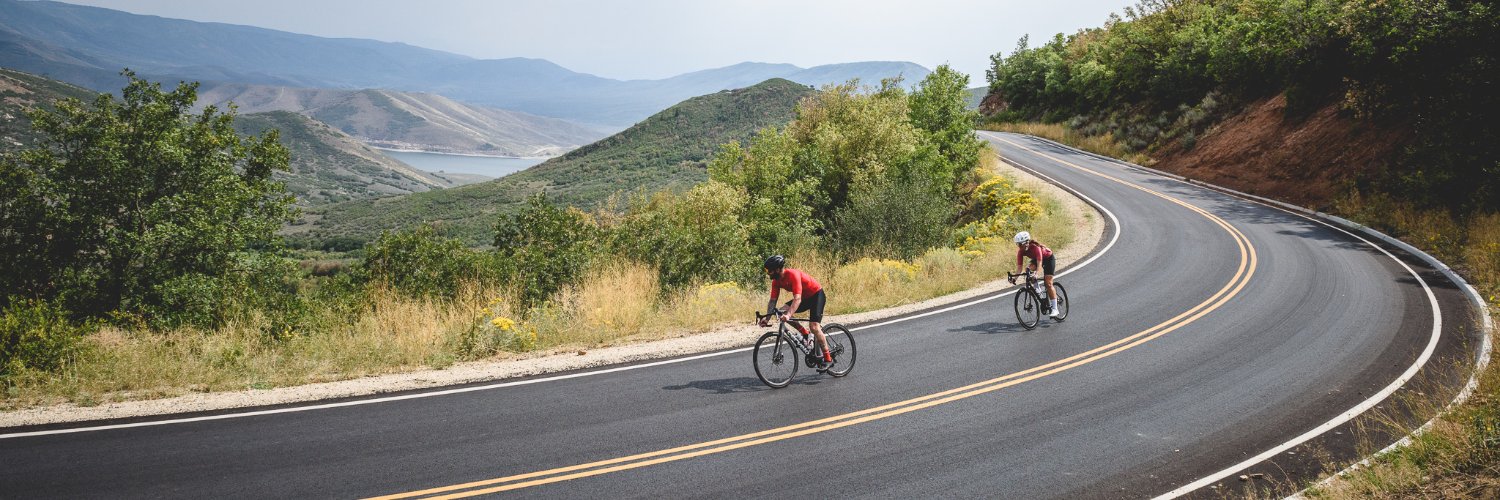 Competitive Cyclist banner