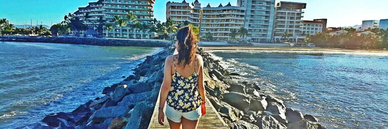 Denisse Nunez🌼 banner