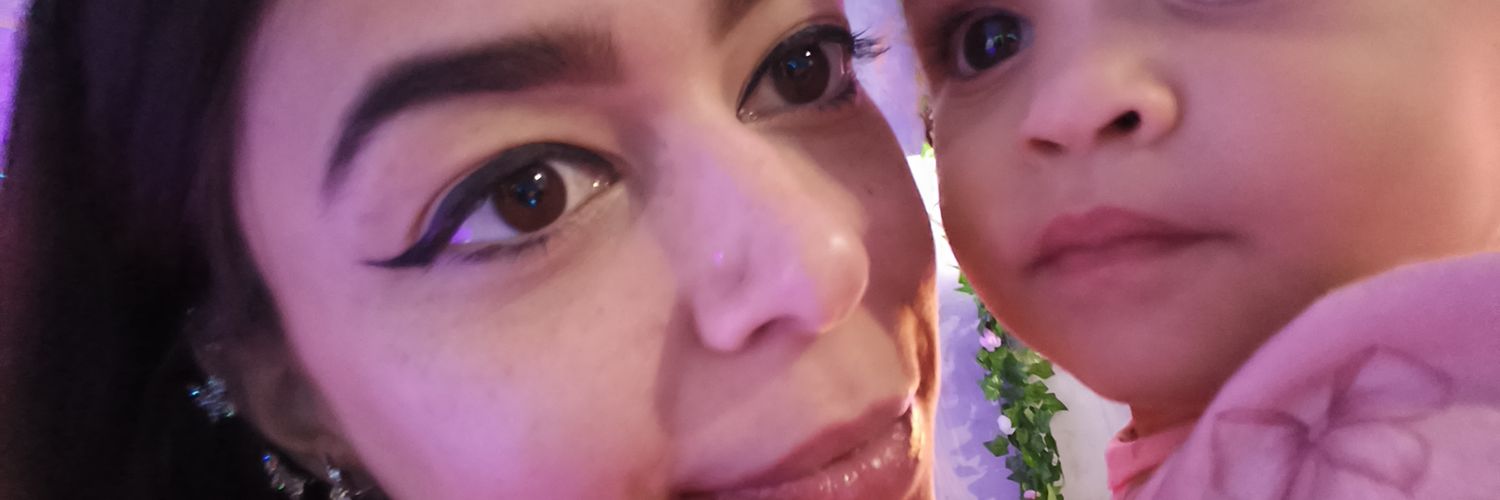 vickcn's profile banner image