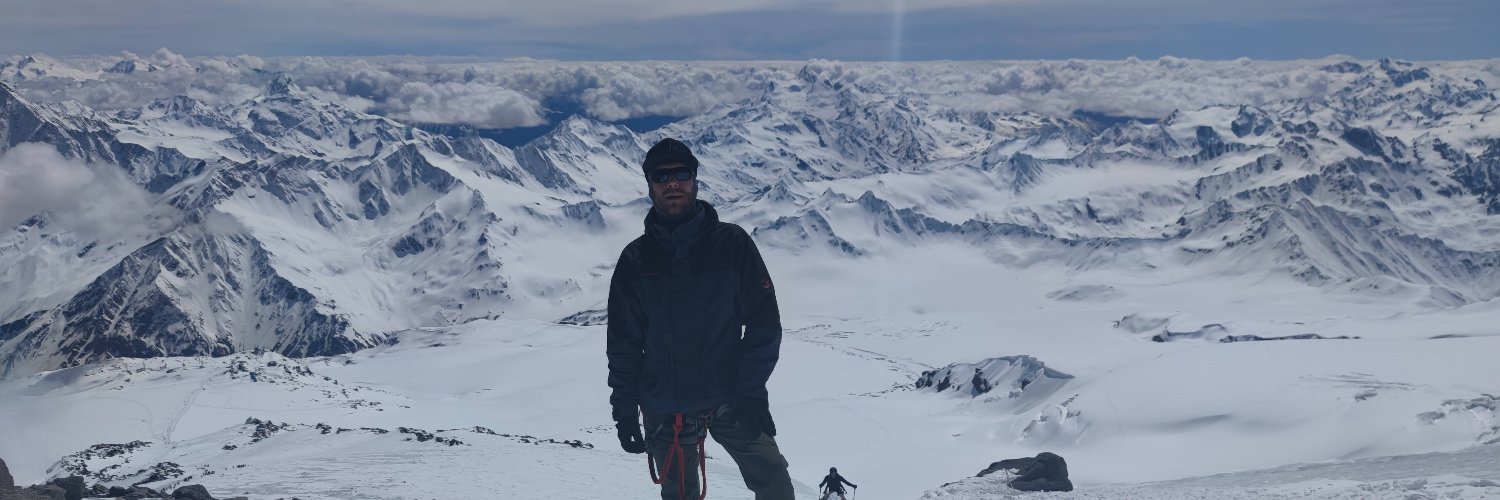 plotnikplotnik's profile banner image
