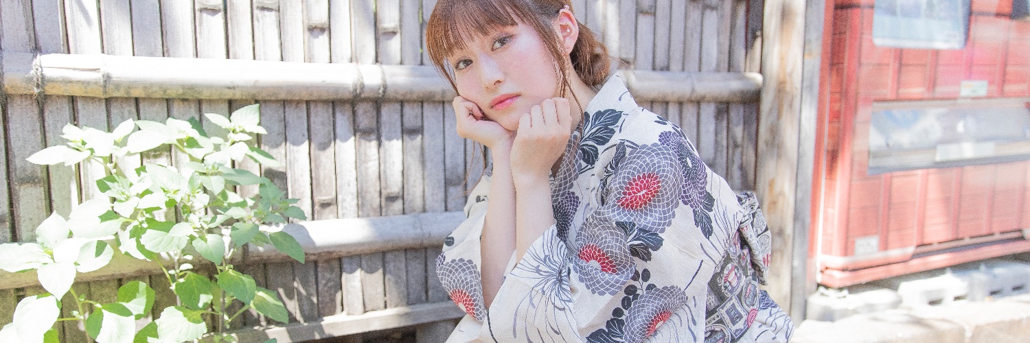 rina_marucon's profile banner image