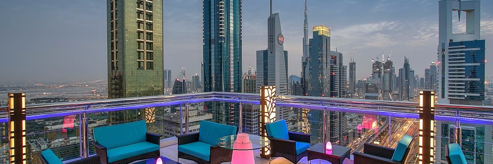 Level 43 Sky Lounge banner
