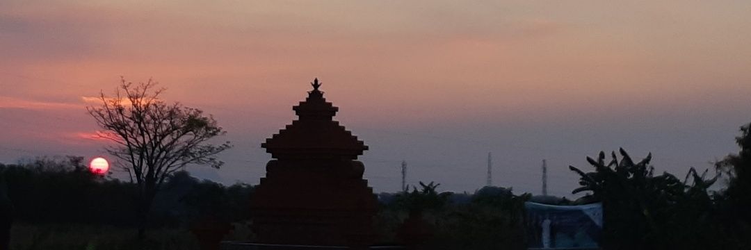 inesssti's profile banner image