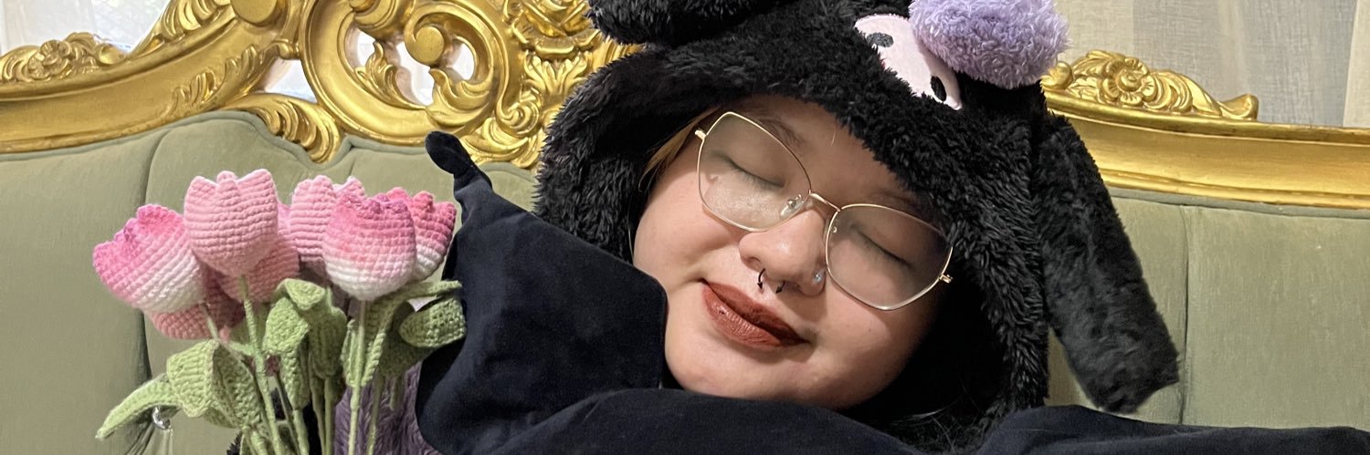 nlbtrz's profile banner image