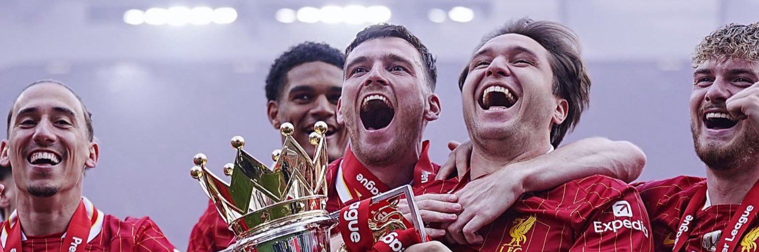 chlooevanson's profile banner image