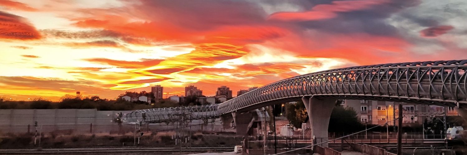 hector_saiz's profile banner image