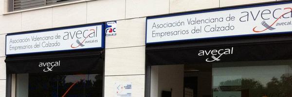 avecal Profile Banner