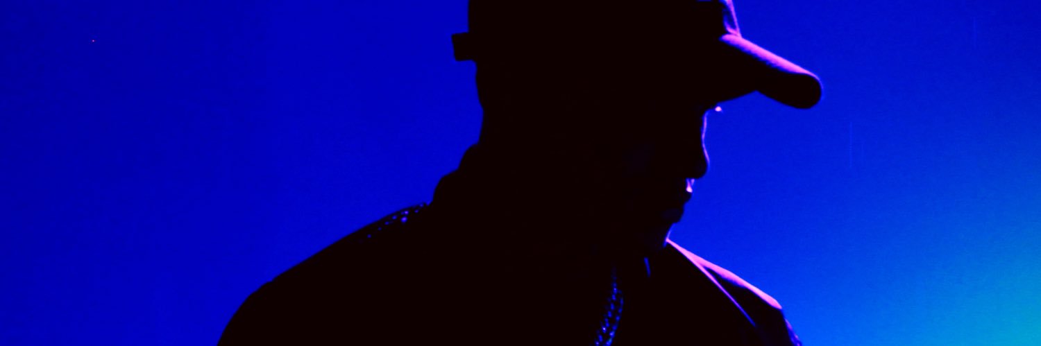 LarzDvin's profile banner image