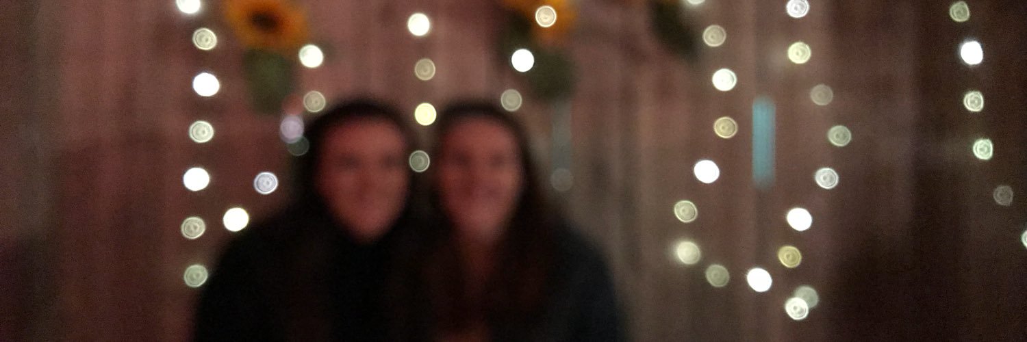 julia_strick's profile banner image