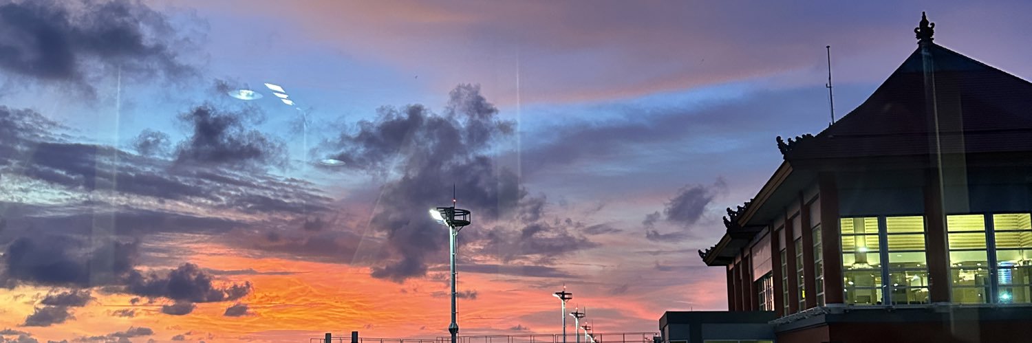 hxneef's profile banner image