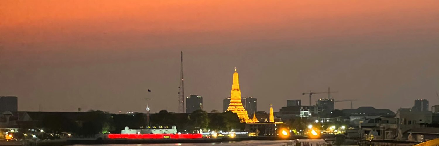 m00nting.l banner