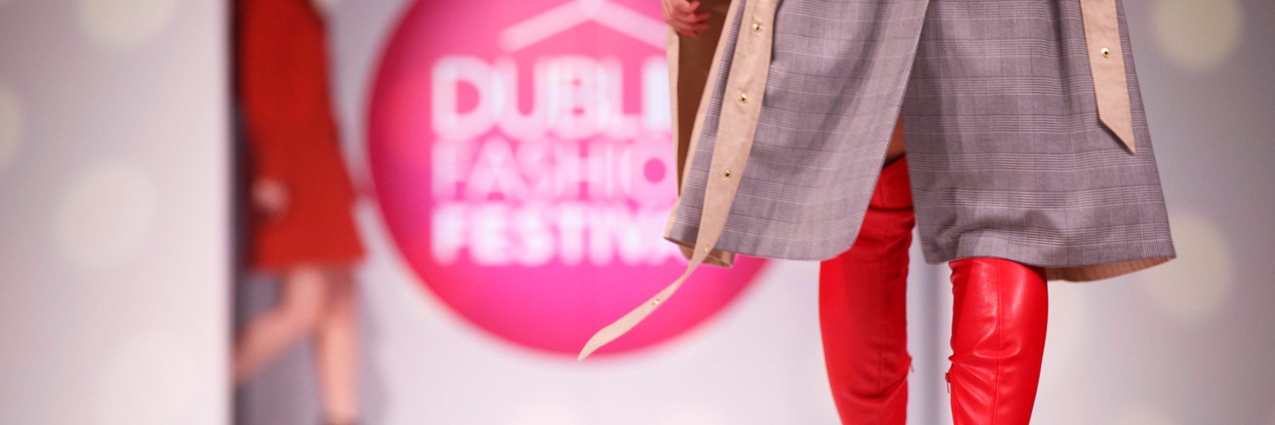 Lisa Nolan banner