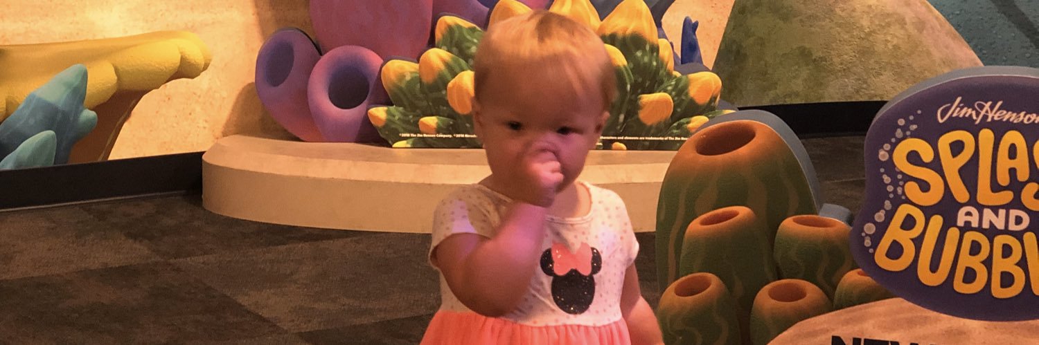 kyleeholton's profile banner image