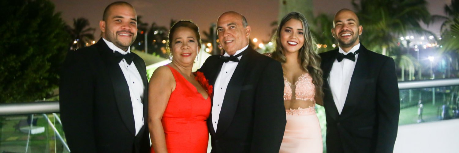 MaLauraAlvarezF's profile banner image