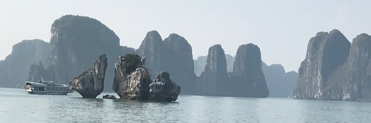 kmguk's profile banner image