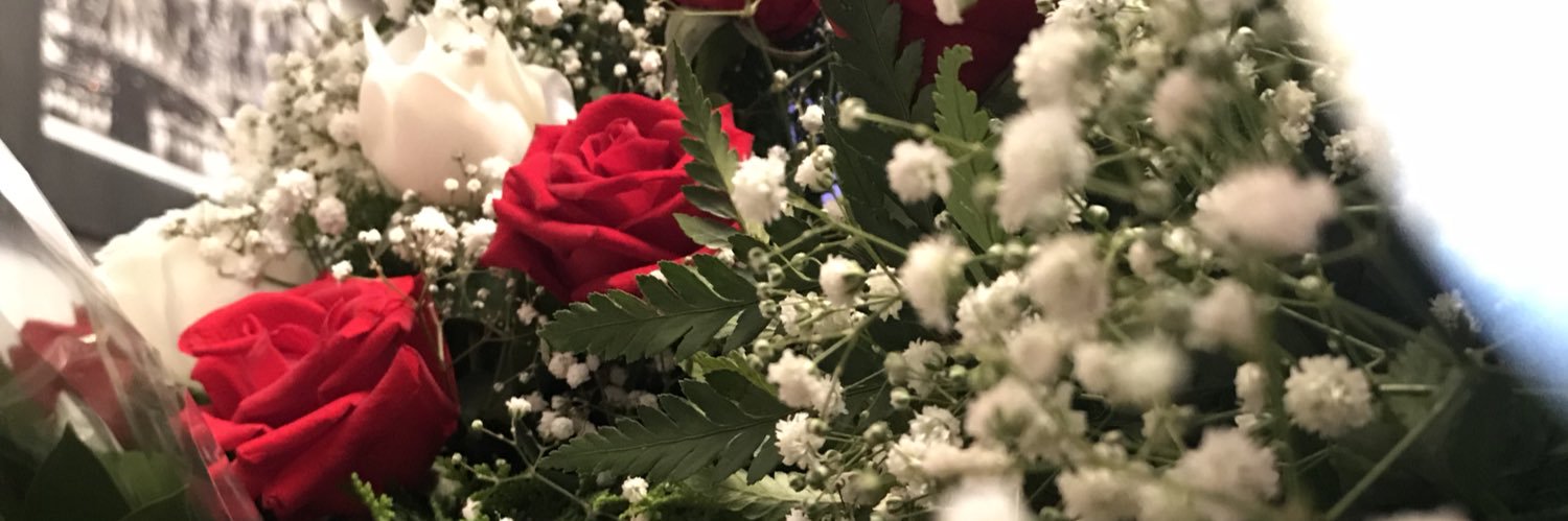 manascarella_'s profile banner image