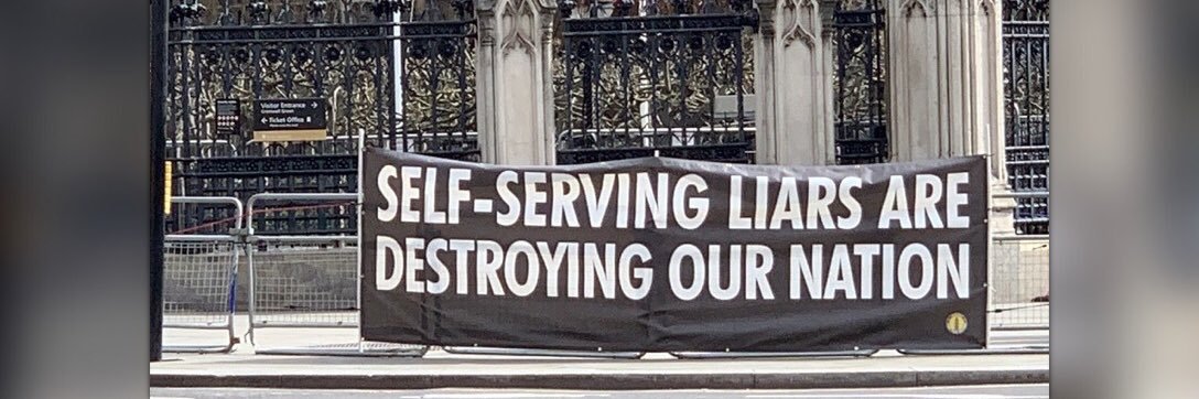 Heather human rights now, no hierarchy, no borders banner