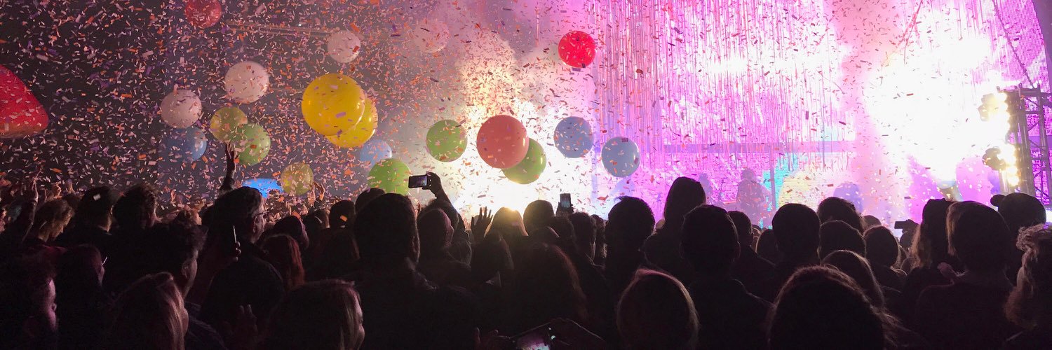 manicpresents's profile banner image