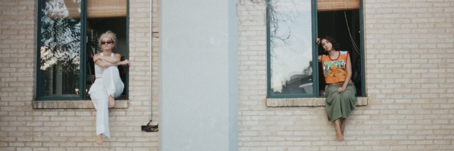 singularav's profile banner image
