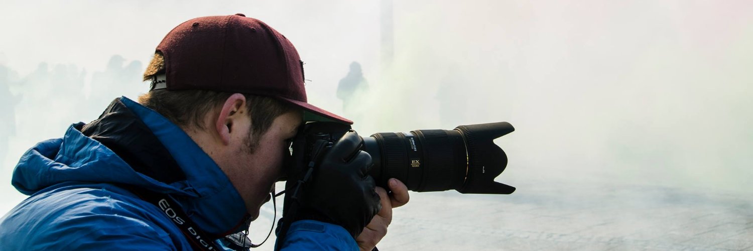SimonBunger's profile banner image