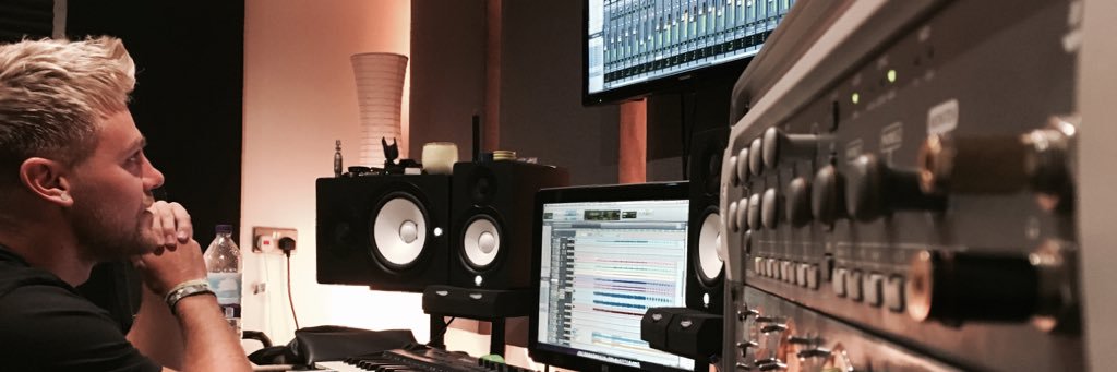 DLeightonMusic's profile banner image