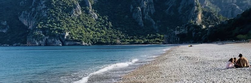 LouWriteTravel Ⓥ banner