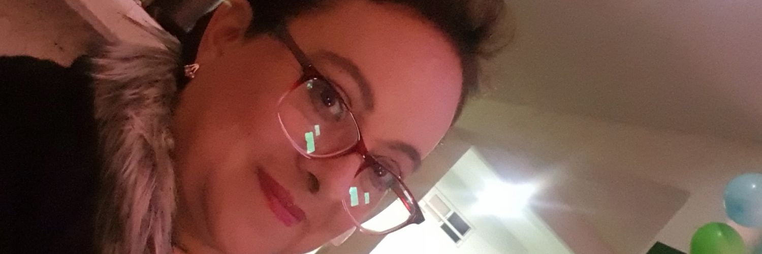 EscandLaura's profile banner image