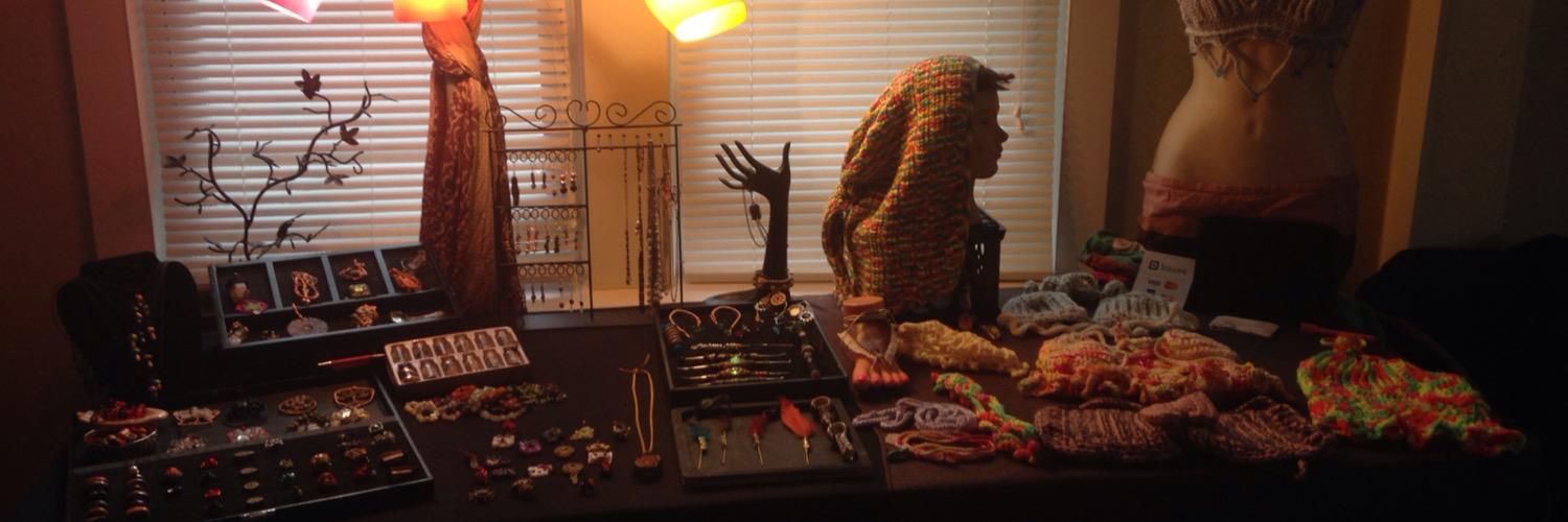 WrapMeInLovee's profile banner image