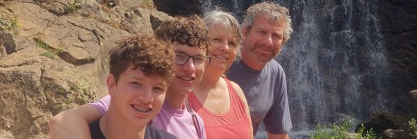 BethDoglio Profile Banner