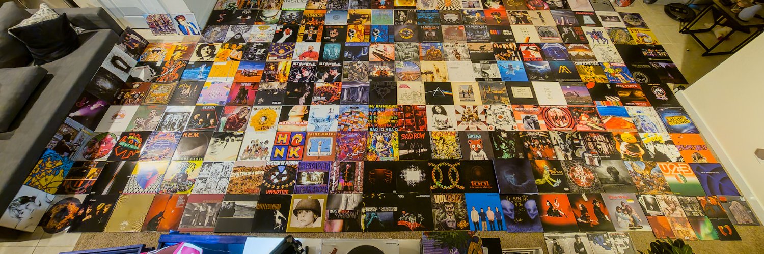 Carlos Ospina banner